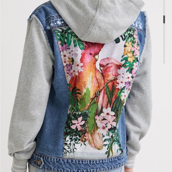 NWOT Sold out Desigual Denim Jacket with removable Gray Hood - Picture 6 of 16